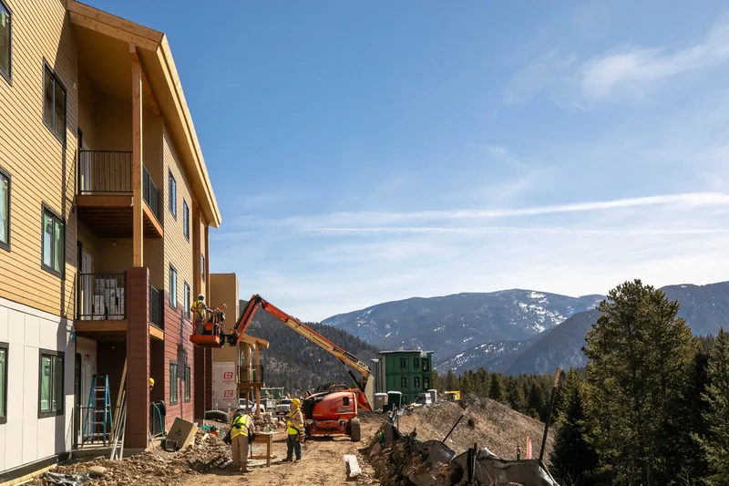 Photo 18 of 21 of RiverView Apartments (Big Sky) Waitlist