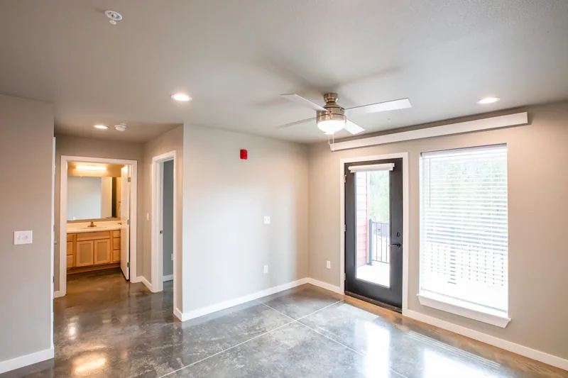 Photo 2 of 21 of RiverView Apartments (Big Sky) Waitlist