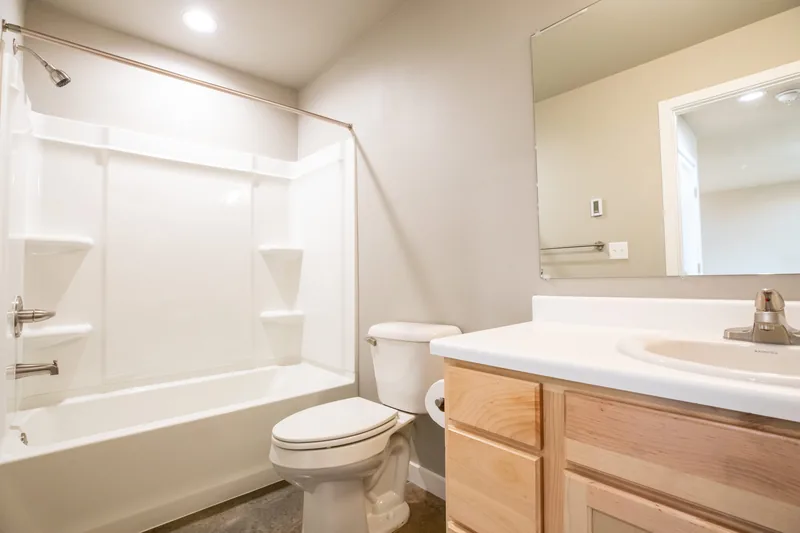 Photo 3 of 21 of RiverView Apartments (Big Sky) Waitlist