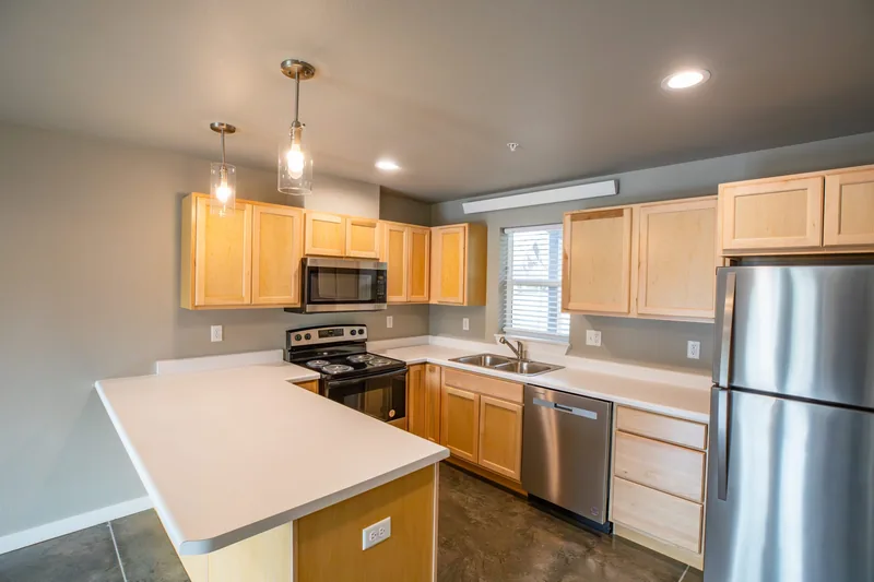 Photo 6 of 21 of RiverView Apartments (Big Sky) Waitlist