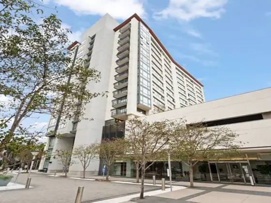 Photo of 250 King Street Unit 518