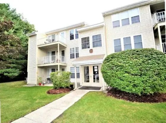 Photo of Deerfield Forest Condominium (resale)