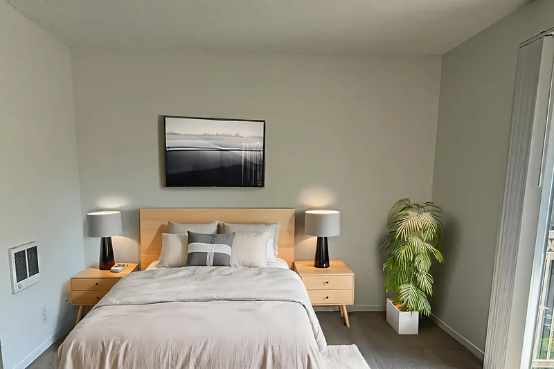 Photo 4 of 12 of Timberwood Apartments